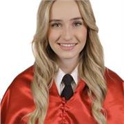 Profesora graduada en Derecho con máster en profesorado especializado en el ámbito laboral